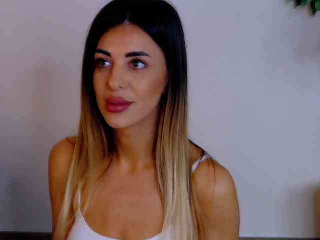 IvyLustt webcam