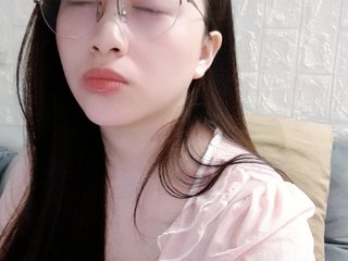 Amy-Yong Porn Show