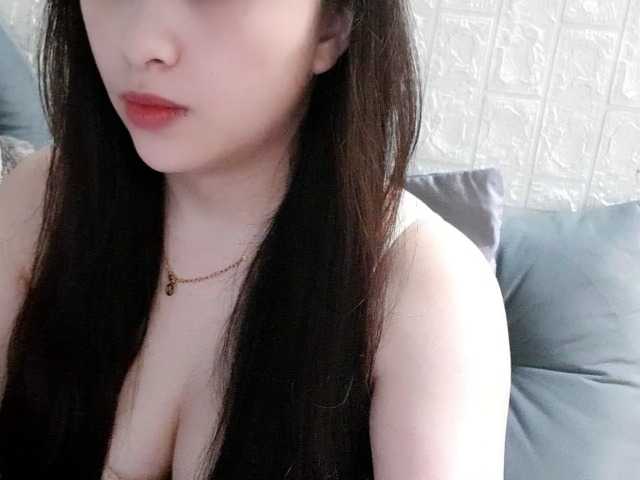Amy-Yong live cam on BongaCams
