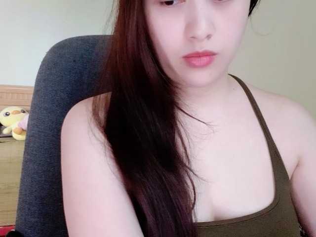Amy-Yong live cam on BongaCams