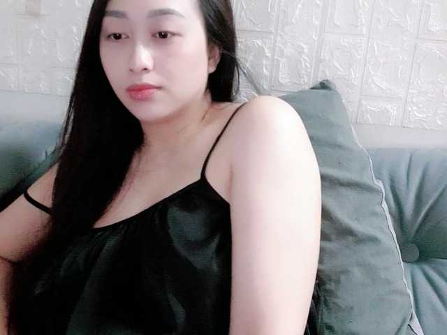 Amy-Yong live cam on BongaCams