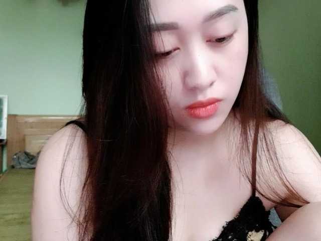 Amy-Yong live webcam show