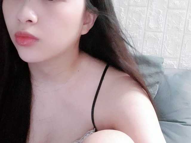Amy-Yong live cam on BongaCams