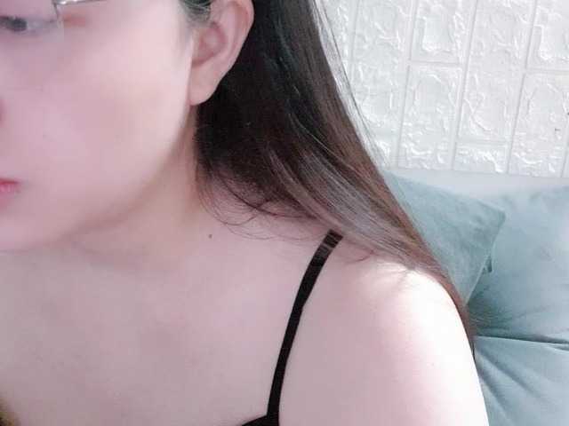 Amy-Yong, en vivo ahora en BongaCams