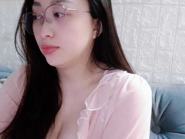 Amy-Yong Прямой эфир на BongaCams