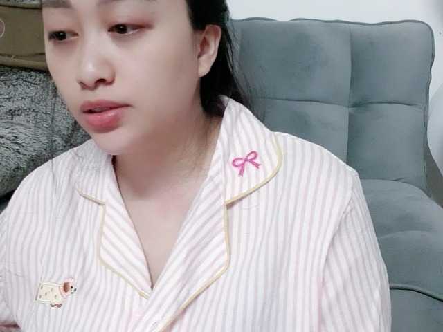 Amy-Yong live cam on BongaCams