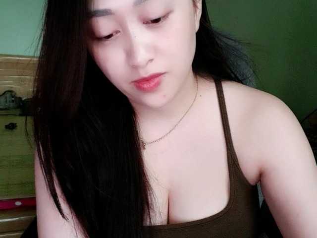 Amy-Yong live cam on BongaCams