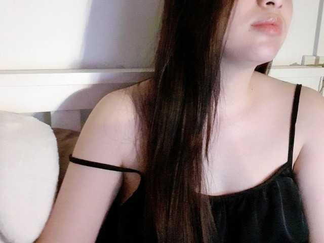 Amy-Yong live cam on BongaCams