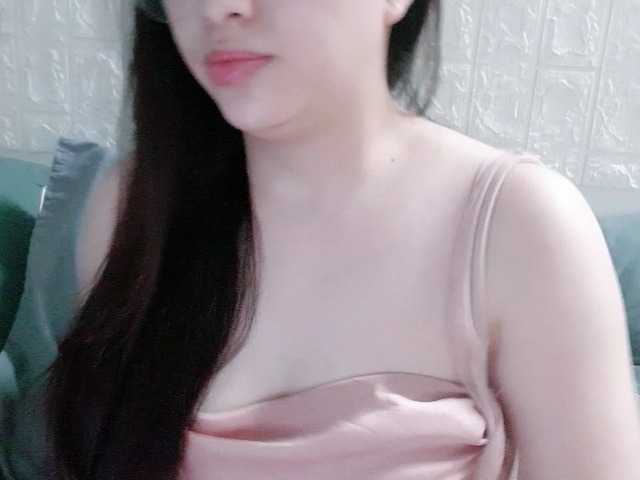 Amy-Yong live cam on BongaCams