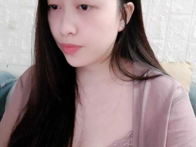 Amy-Yong live cam on BongaCams