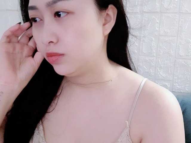 Amy-Yong live cam on BongaCams