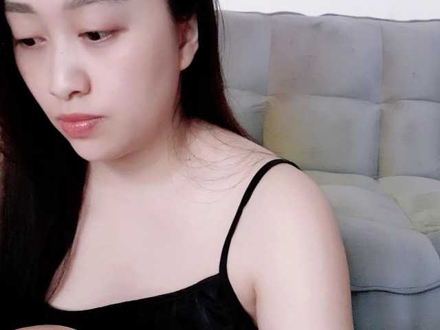Amy-Yong live cam on BongaCams
