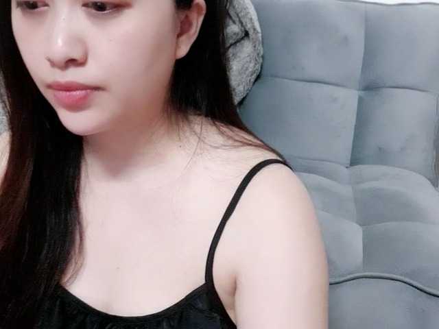Amy-Yong live cam preview