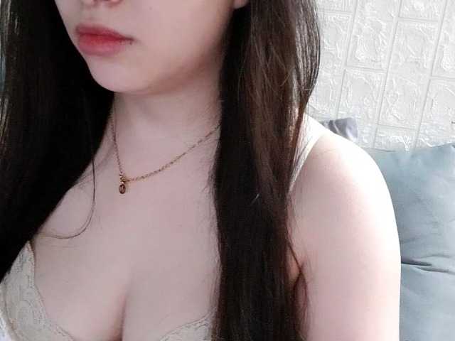Amy-Yong live cam on BongaCams