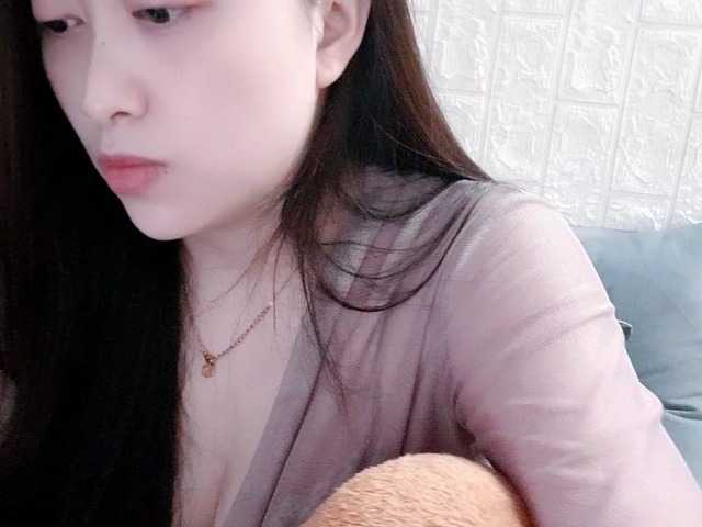 Amy-Yong live cam on BongaCams