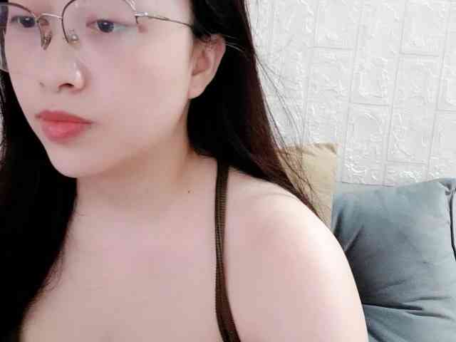 Amy-Yong - Girl 