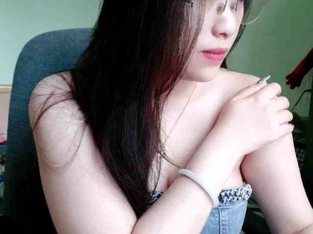 Amy-Yong webcam