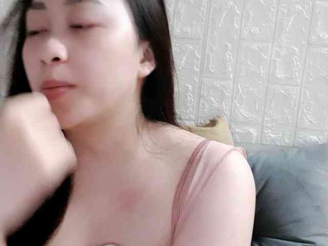 Amy-Yong webcam