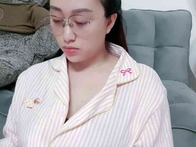 Amy-Yong Amy-Yong