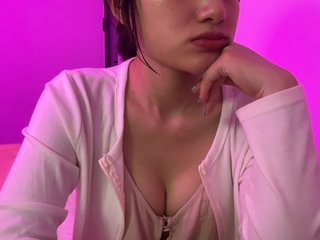 Julia-Zhen Porn Show