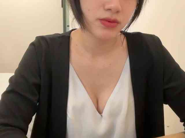 Julia-Zhen webcam