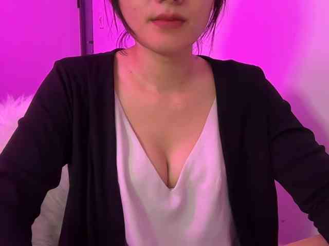 Julia-Zhen webcam