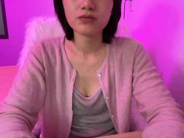 Julia-Zhen webcam