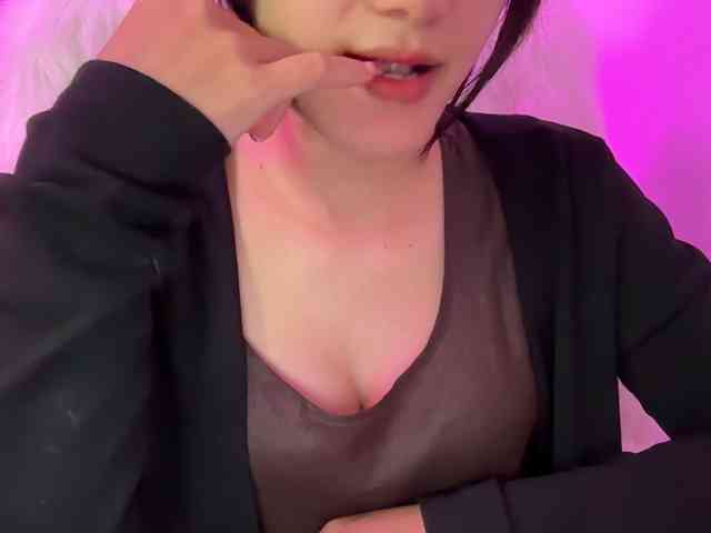 Julia-Zhen webcam
