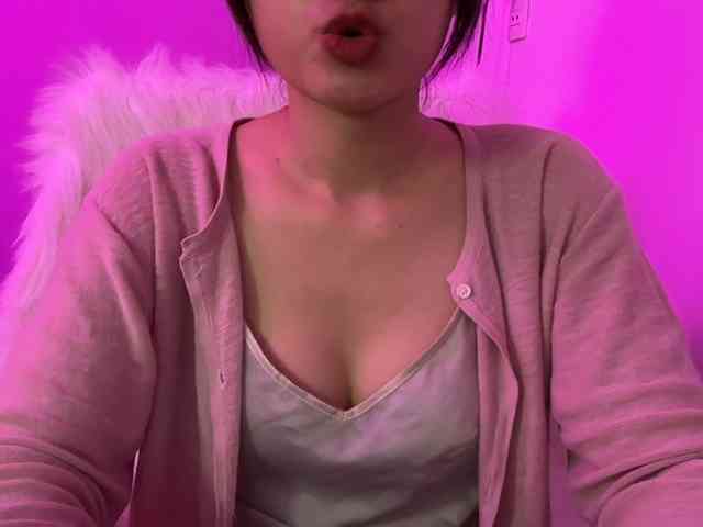 Julia-Zhen webcam