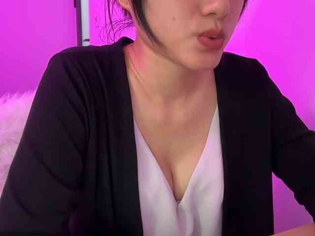 Julia-Zhen webcam