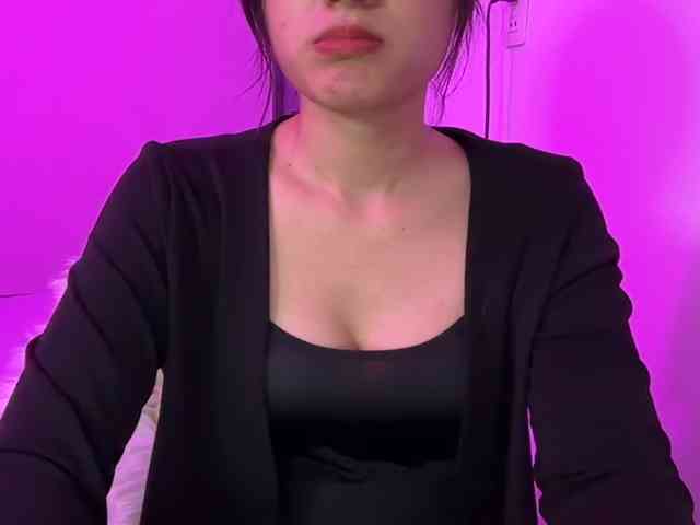 Julia-Zhen webcam
