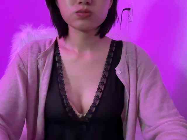 Julia-Zhen webcam