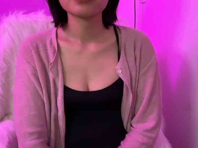 Julia-Zhen webcam