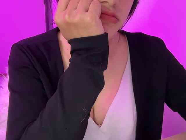 Julia-Zhen webcam