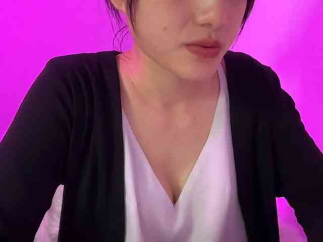 Julia-Zhen webcam