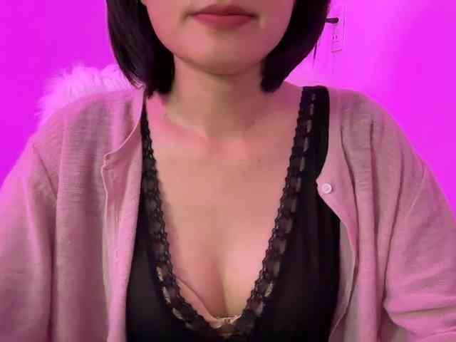 Julia-Zhen webcam