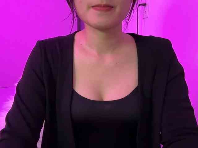 Julia-Zhen webcam