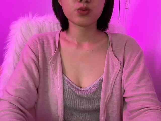 Julia-Zhen webcam
