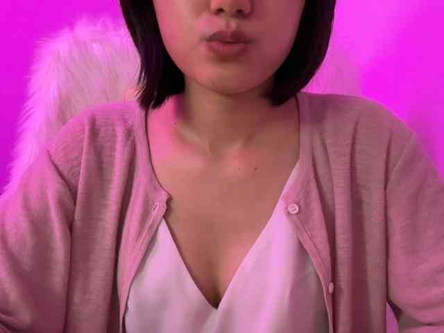 Julia-Zhen webcam