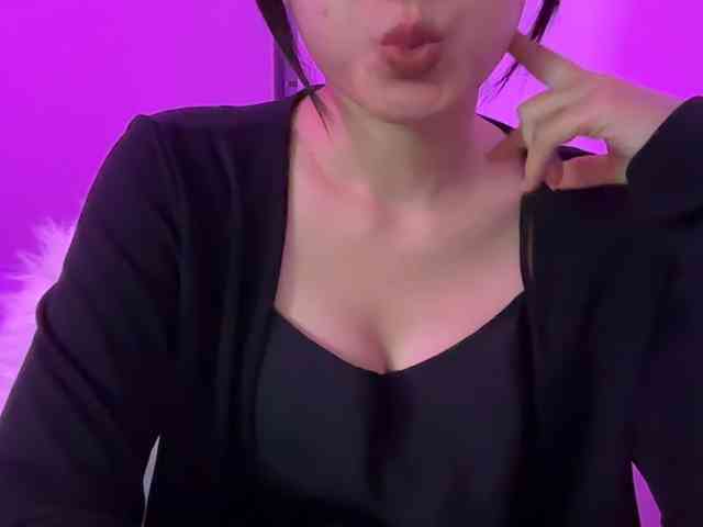 Julia-Zhen webcam