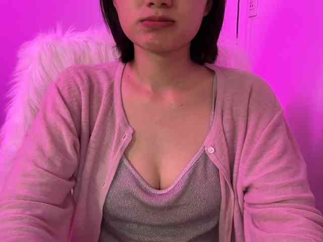 Julia-Zhen webcam