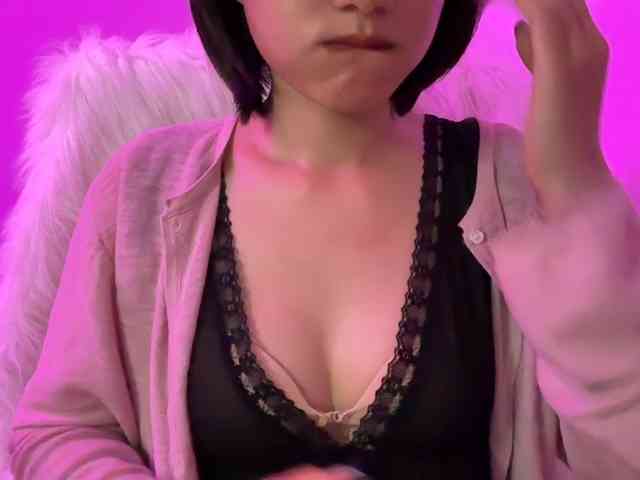 Julia-Zhen webcam