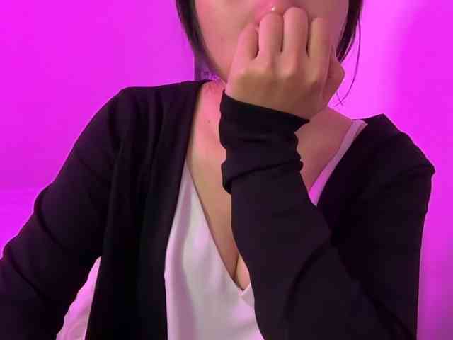 Julia-Zhen webcam