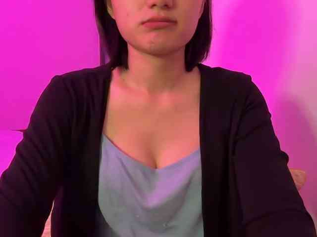 Julia-Zhen webcam