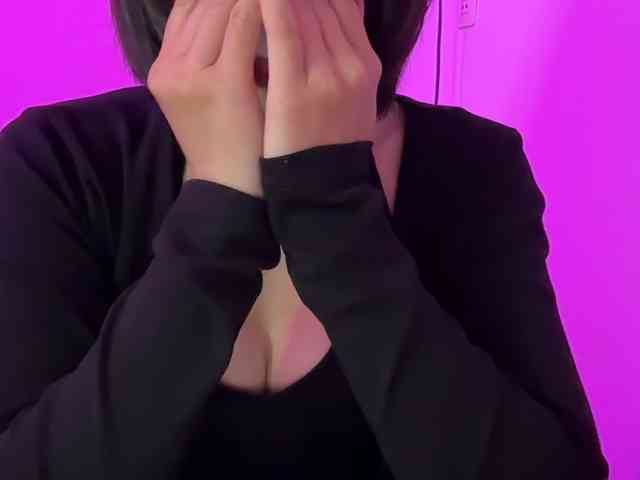 Julia-Zhen webcam