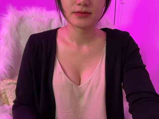 Julia-Zhen webcam