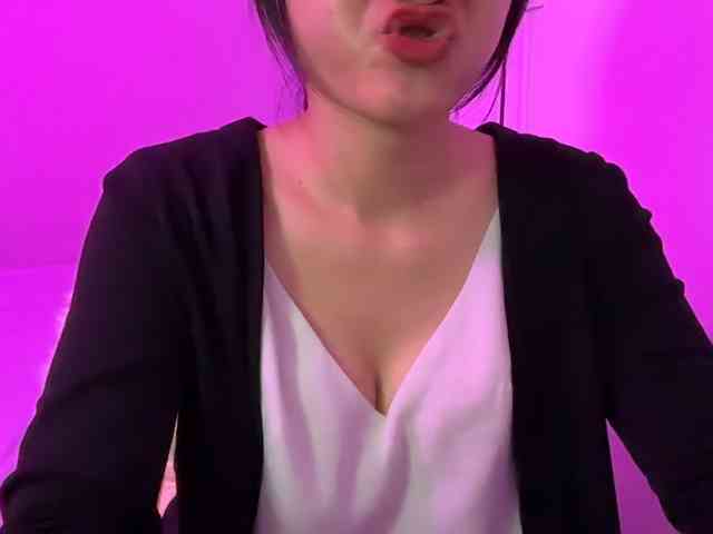 Julia-Zhen webcam