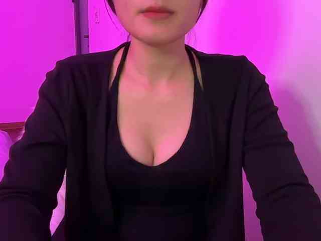 Julia-Zhen webcam
