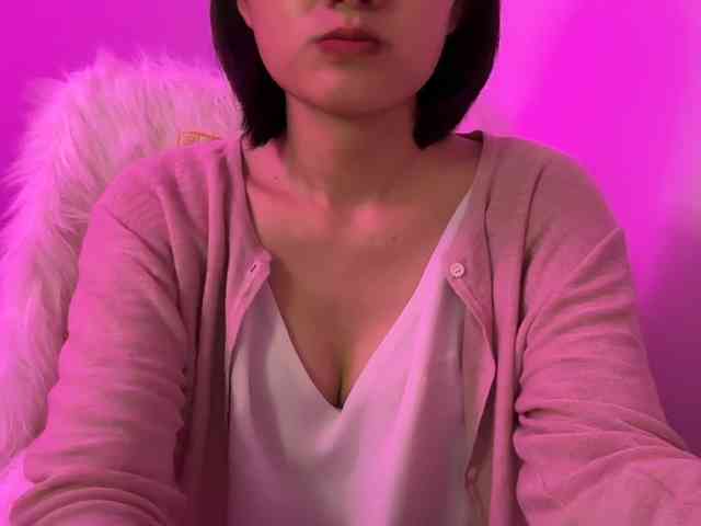 Julia-Zhen webcam