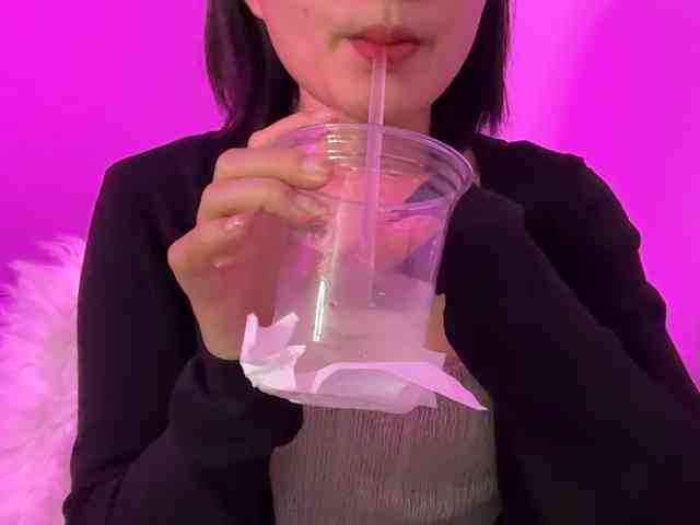 Julia-Zhen webcam